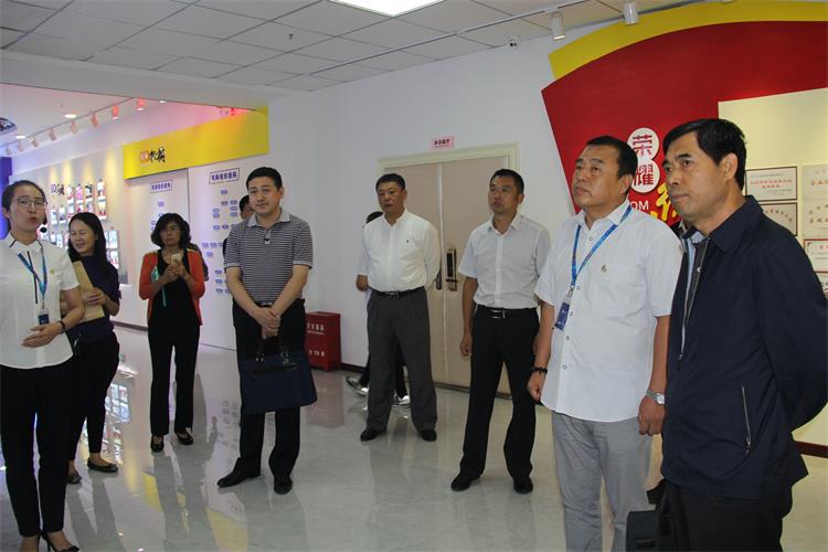 构建协调劳动关系，，共享企业文化建设