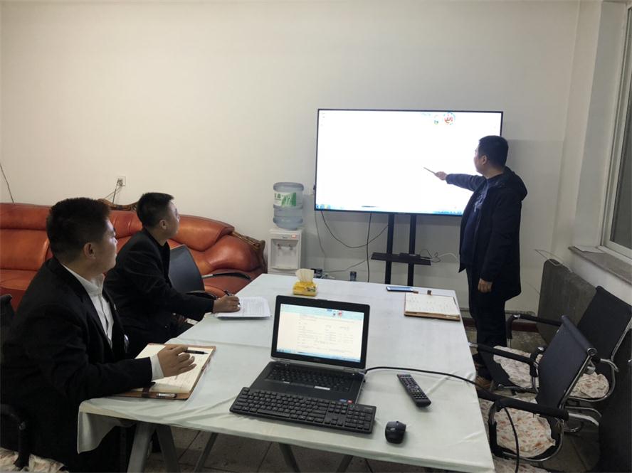 奔忙的路上，，，我们一起生长