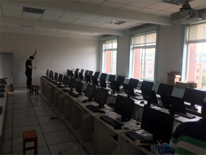 持续地起劲，，，不懈地奋斗