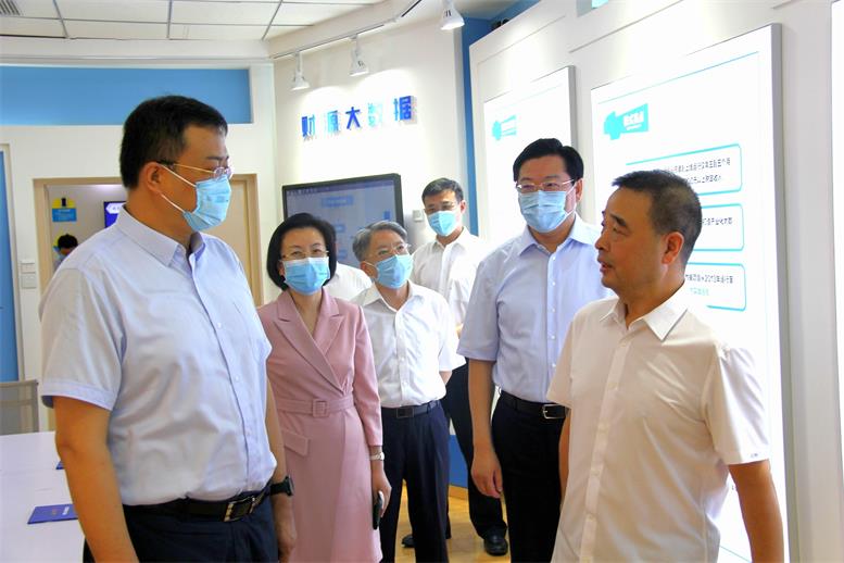 辽宁省副省长高涛莅临Galaxy银河国际集团视察调研